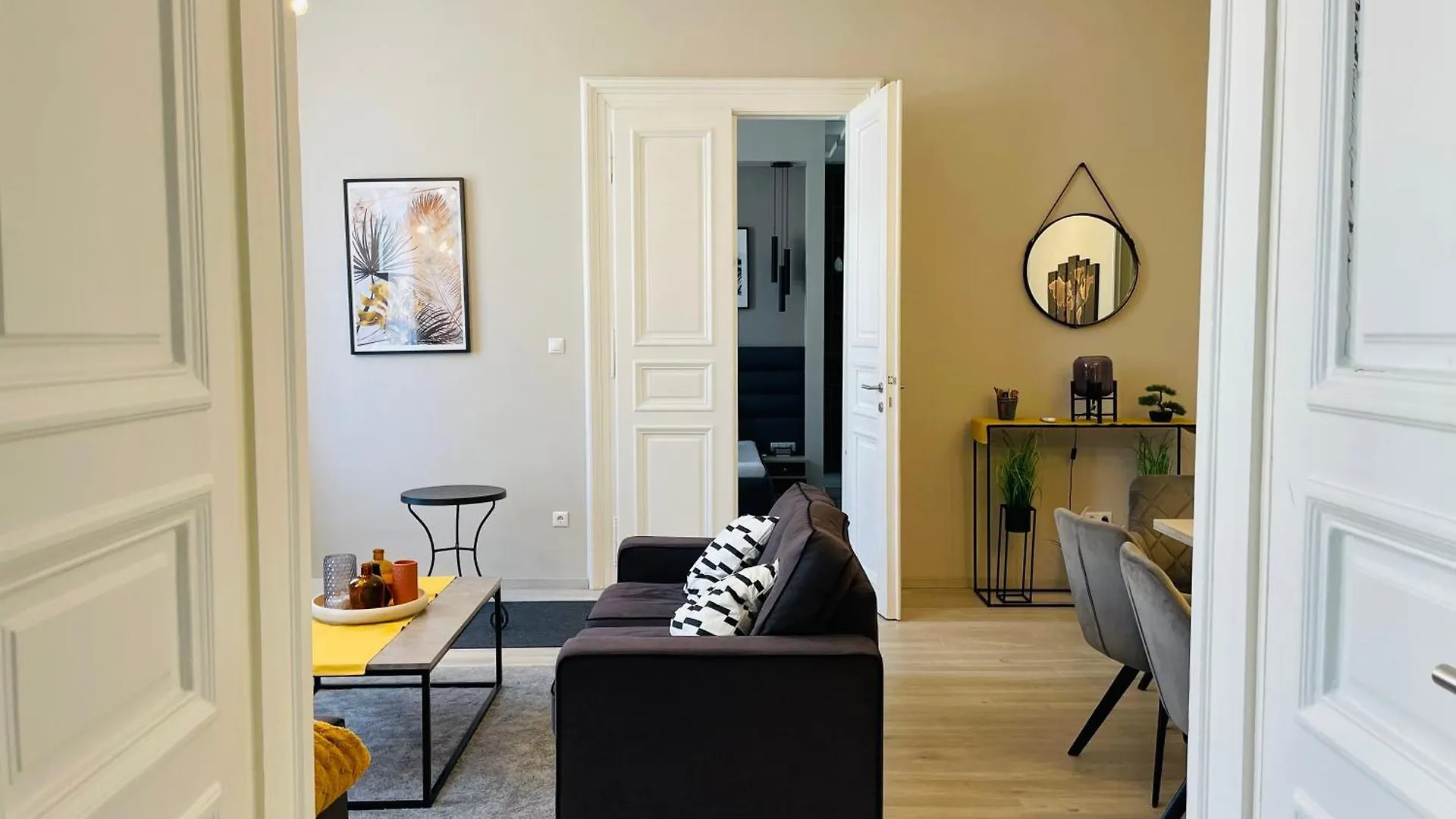 Appartement Podmaniczky 27 Suite By Corall Boedapest